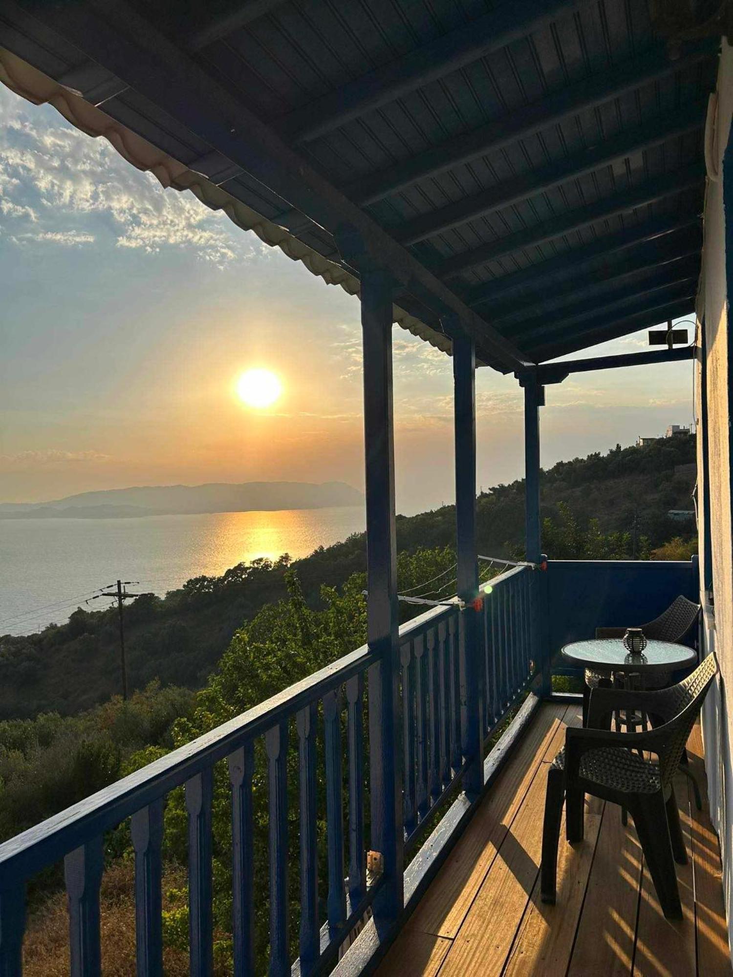 Avgoustina'S Home Глосса Экстерьер фото